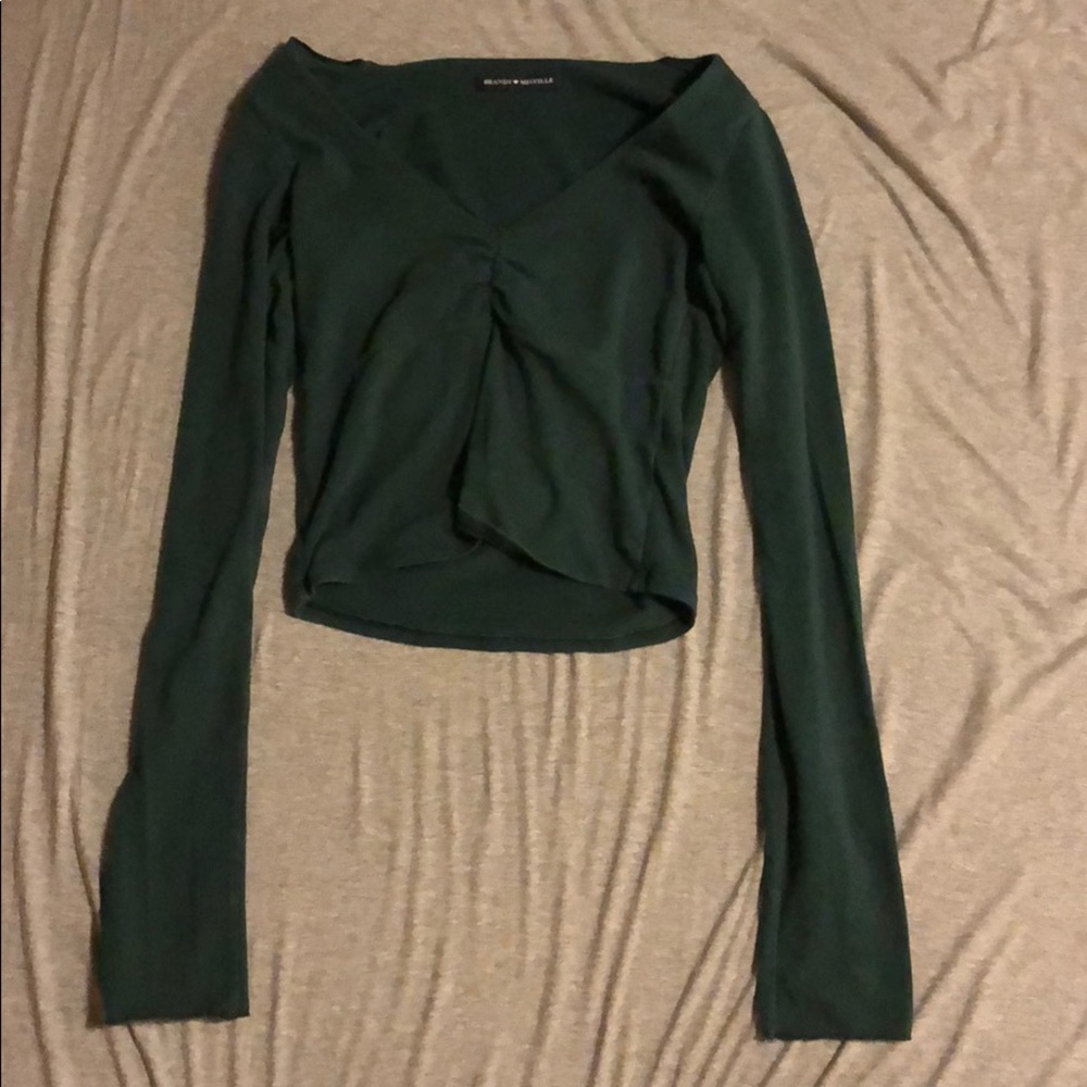 BRANDY basic long sleeve green top